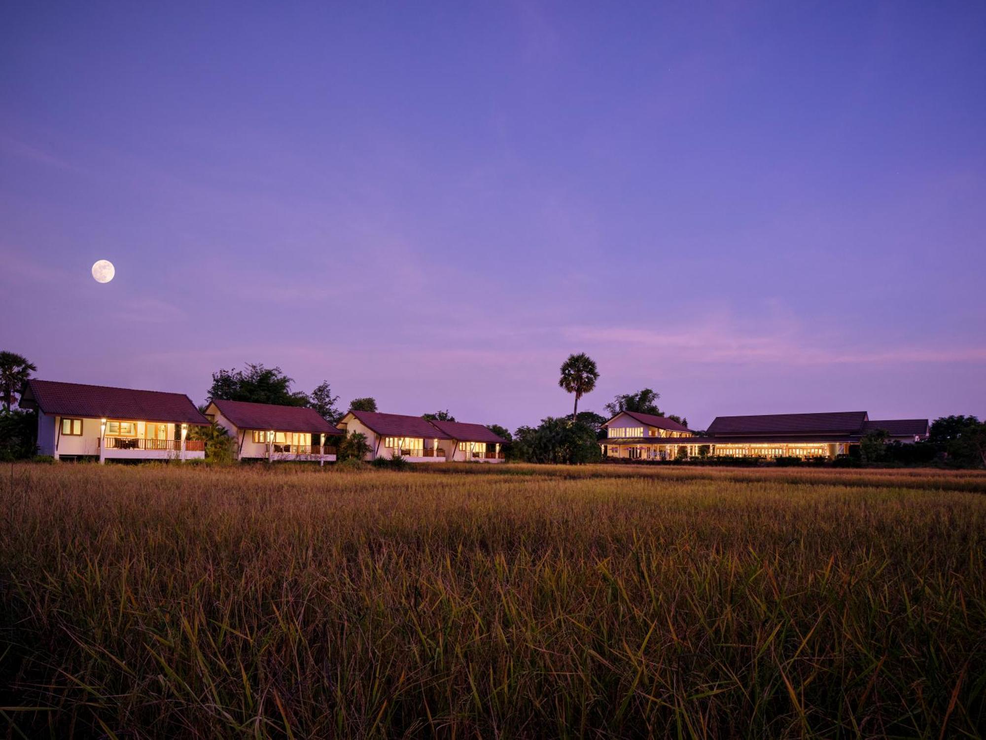 Pimali Resort & Training Centre Nong Khai Buitenkant foto